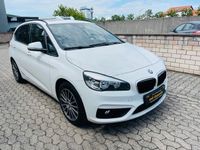 BMW 220 d xDrive Active Tourer Aut*AHK*Panaroma Hessen - Griesheim Vorschau