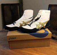 Asics Tigers Ringerschuhe US 8  25.5 cm NEU Bestickung möglich! Sachsen - Lößnitz Vorschau