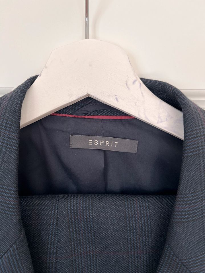 Neu ungetragen! Anzug Esprit dunkelblau Karo Größe 38 in Köln