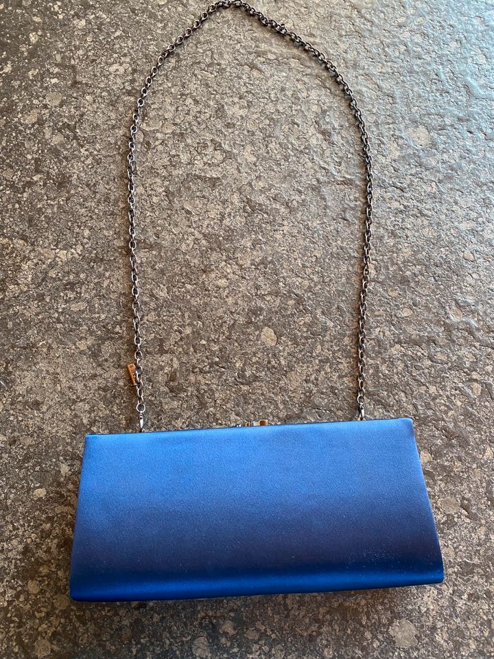 Menbur Clutch Handtasche blau in Freden