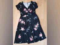 Kleid schwarz Blumen Rosen 40 42 Bayern - Allershausen Vorschau