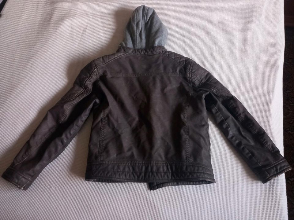 Jacke aus Kunstleder, Größe 164, unisex in Rellingen