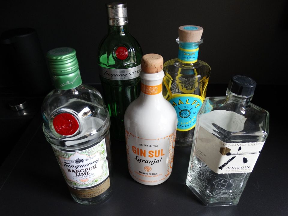 4 leere Gin Flaschen Tanqueray Sul Roku Deko Sammler in Leipzig