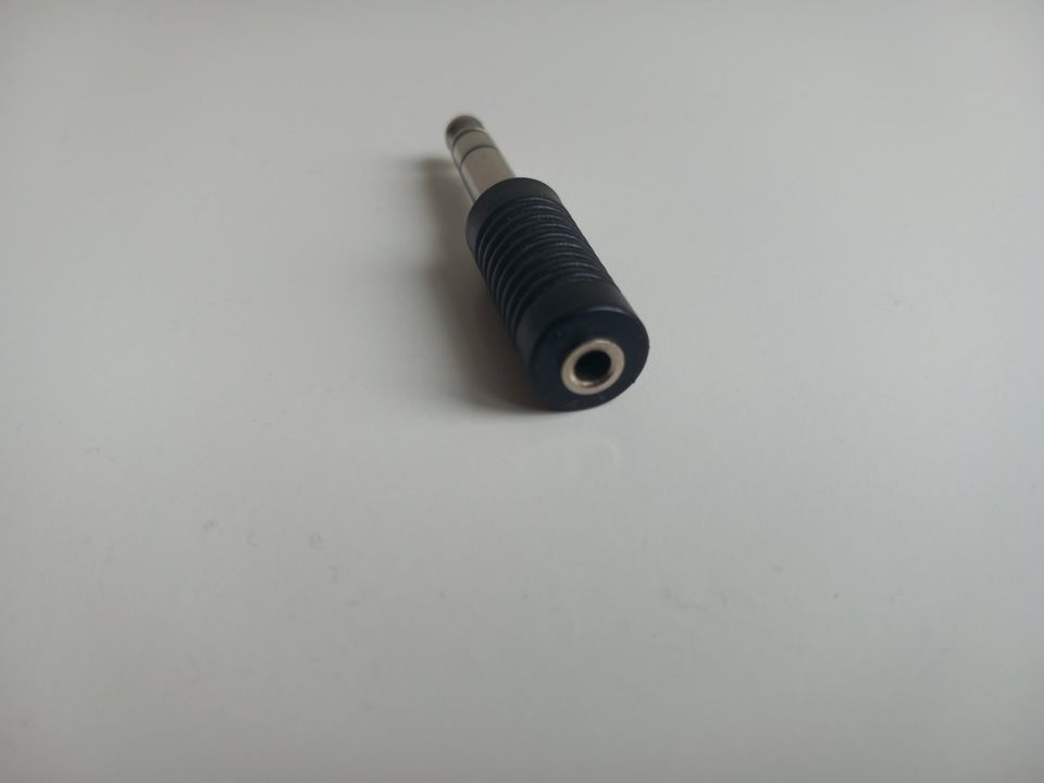 3.5-mm-Klinken-Kupplung auf 6.3-mm Stecker, Audio-Adapter in Halle