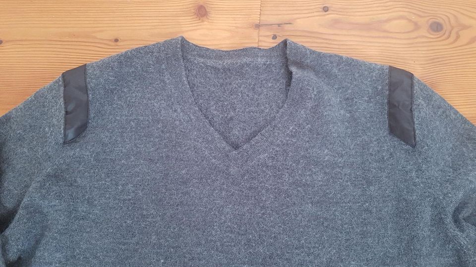 Neu Pullover Hugo Boss L grau in Coswig