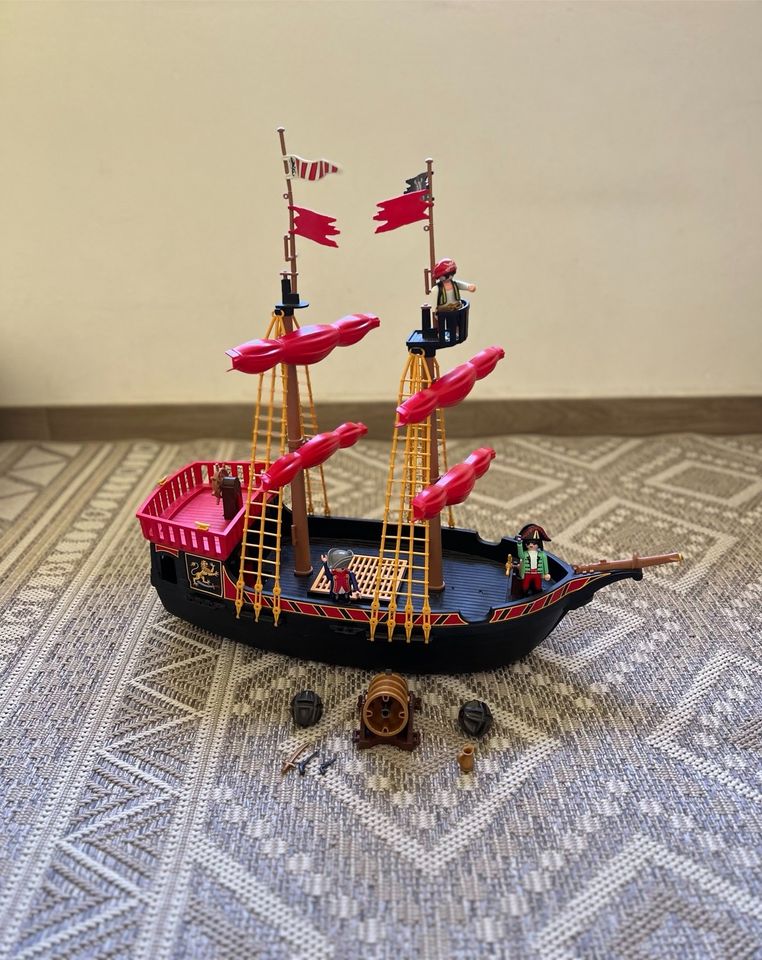 Playmobil Piratenschiff in Glücksburg