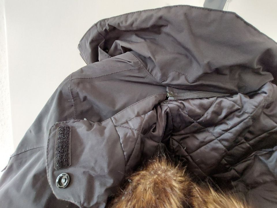 Skijacke in schwarz neuwertig Größe M von The North Face in Offenbach