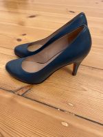 Blaue Pumps mit roter Sohle Gr. 39 Berlin - Spandau Vorschau