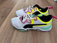 Puma Zone XT WMS Hybrid Damen Sneaker Größe 39 Neu Berlin - Neukölln Vorschau