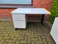 Schreibtische und Container abzugeben Niedersachsen - Oldenburg Vorschau