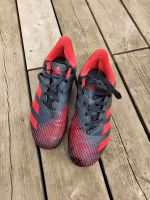 Fußballschuhe Adidas Predator mit Stollen Freiburg im Breisgau - March Vorschau