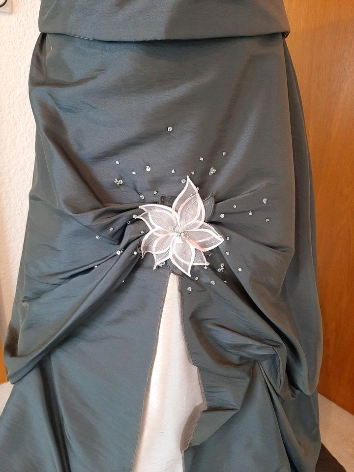 Ballkleid - Schützenfest - Königin - Abendkleid - Hochzeit *Neu* in Drolshagen