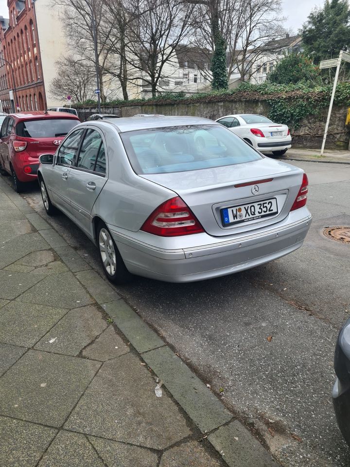 Mercedes c-klasse 180 in Wuppertal