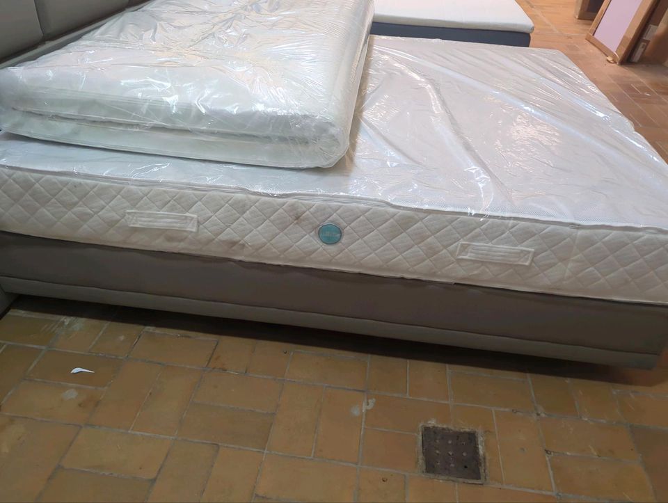 Bett Boxspringbett 180x200cm *Möbel Outlet Osnabrück* in Osnabrück