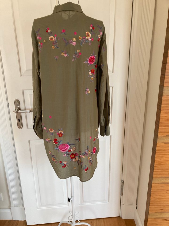 Zara Bluse Gr M in Hamburg