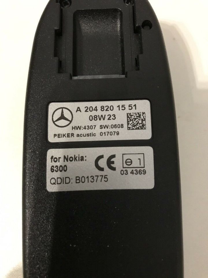 Mercedes-Benz Handy Aufnahmeschale Nokia 6300 in Scheeßel