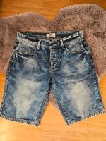 Jeans Shorts Bermuda Gr. 34 Savvy Sachsen-Anhalt - Dessau-Roßlau Vorschau