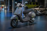 VESPA GTS 300 SUPER TECH GRAU RST 2023 E5 *NEU* Köln - Ossendorf Vorschau