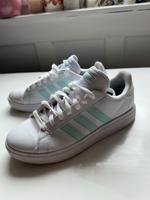 Adidas Schuhe hellblaue Streifen Baden-Württemberg - Freiburg im Breisgau Vorschau