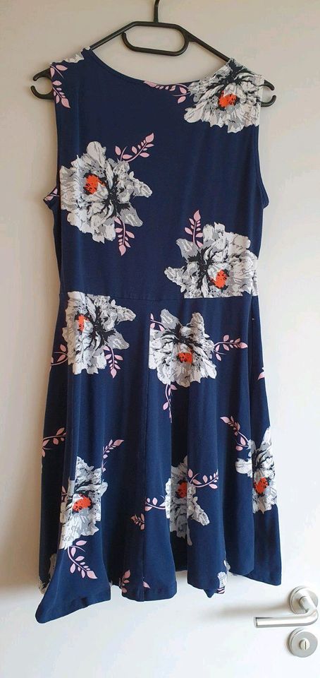 Beachtime Strandkleid mit Blumenprint, Größe 40, in Baden-Württemberg -  Gomaringen | eBay Kleinanzeigen ist jetzt Kleinanzeigen