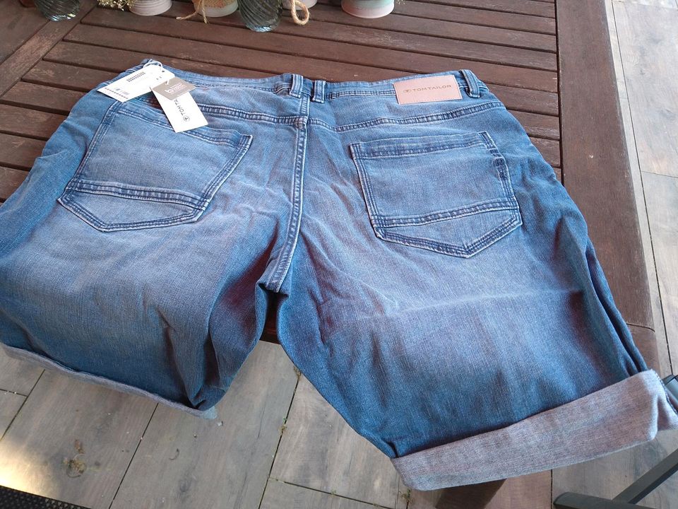 Tom Tailor Herren Shorts Weite 36 in Rehna