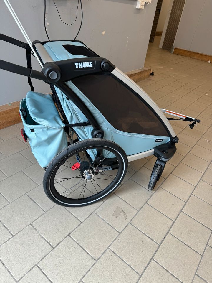 Thule Cross Fahrradanhänger Buggy NEUWERTIG in Taucha