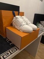Louis Vuitton LV Trainer Sneaker #54 Weiß - Gr.44 Ungetragen Berlin - Charlottenburg Vorschau