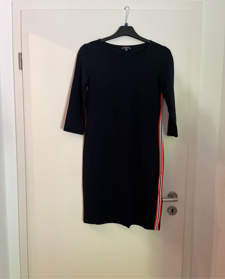 Street One Jersey Kleid, Gr. 38, dunkelblau top in Hannover