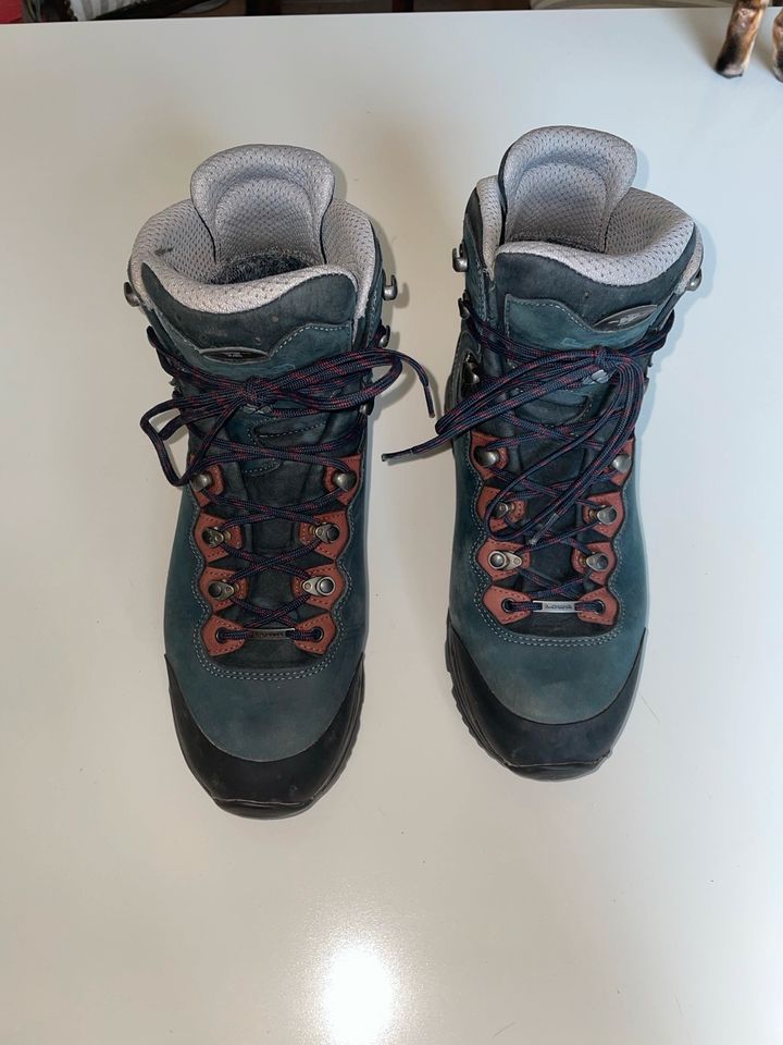 Lowa Mauria GTX WXL WANDERSCHUHE Gr. 41 1/2 in Iserlohn