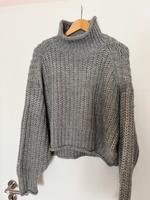 Strickpullover mit hohem Kragen Hessen - Niedenstein Vorschau