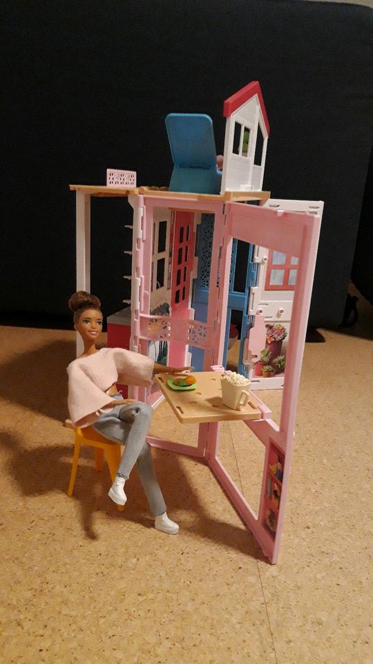 Barbiehaus 2 Story House doll in Bramsche