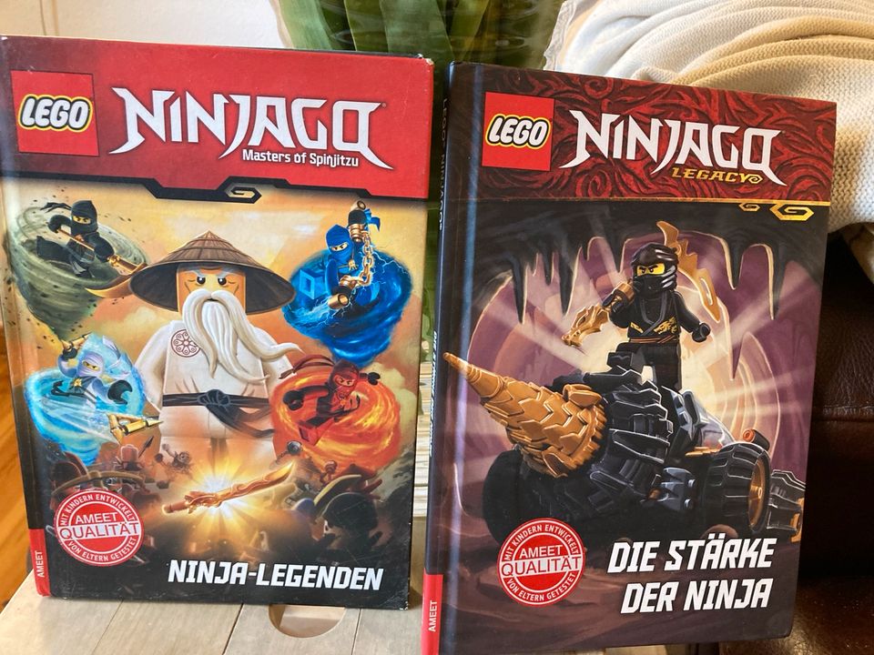 Lego Ninjago Sammelbox mit Rätselbüchern und Stickern neu in Berlin