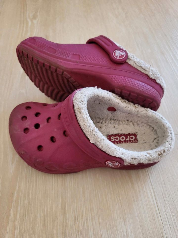 Crocs "gefüttert", Gr. 28 in Grabenstätt