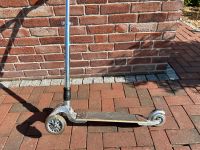 Micro Roller Maxi Kickboard Scooter Dithmarschen - Marne Vorschau