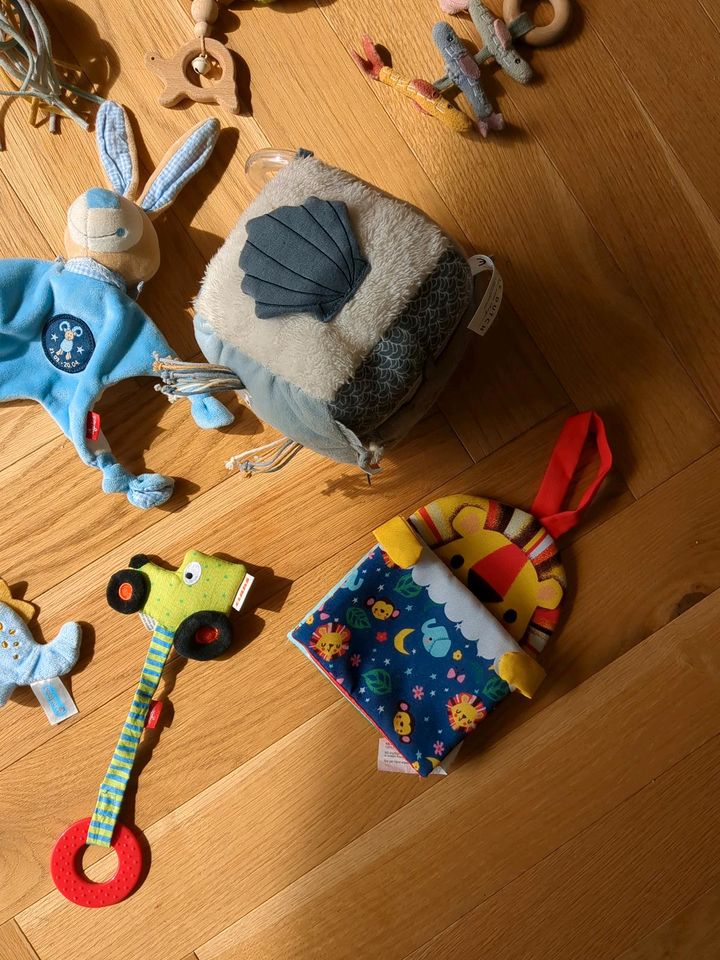 Babyspielzeug divers in Bocholt