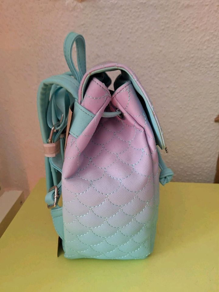 Loungefly Disney Arielle Rucksack in Trebsen