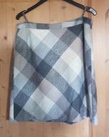 Damenrock grau/beige kariert von ESPRIT gefüttert Gr. 40 Bayern - Grafenau Vorschau