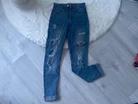 Jeans mit Cut outs Brandenburg - Märkische Heide Vorschau