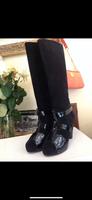 Versace Stiefel Gr, 39,5 Wildleder/ Lackleder Schwarz mit Box, Bayern - Simbach Vorschau