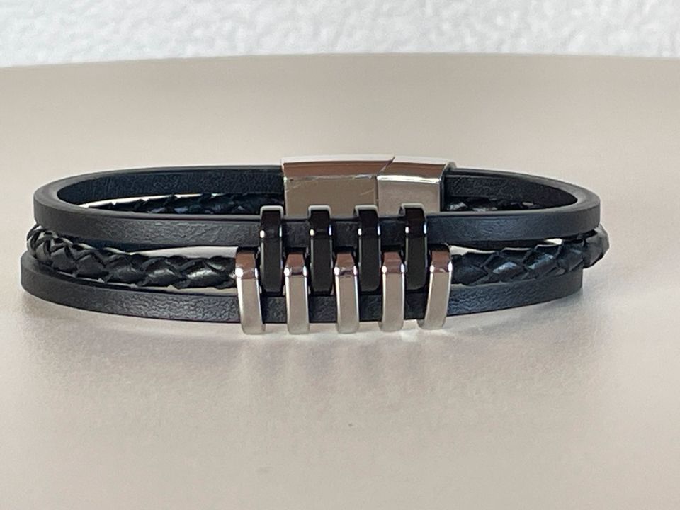 LOTUS Herren-Armband, schwarz, Leder/Metall, 3-teilig in Baden-Württemberg  - Leonberg | eBay Kleinanzeigen ist jetzt Kleinanzeigen