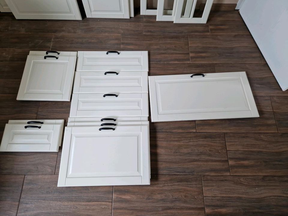 IKEA BODBYN Fronten in elfenbeinweiß Schubladenfront Türfront in Beselich