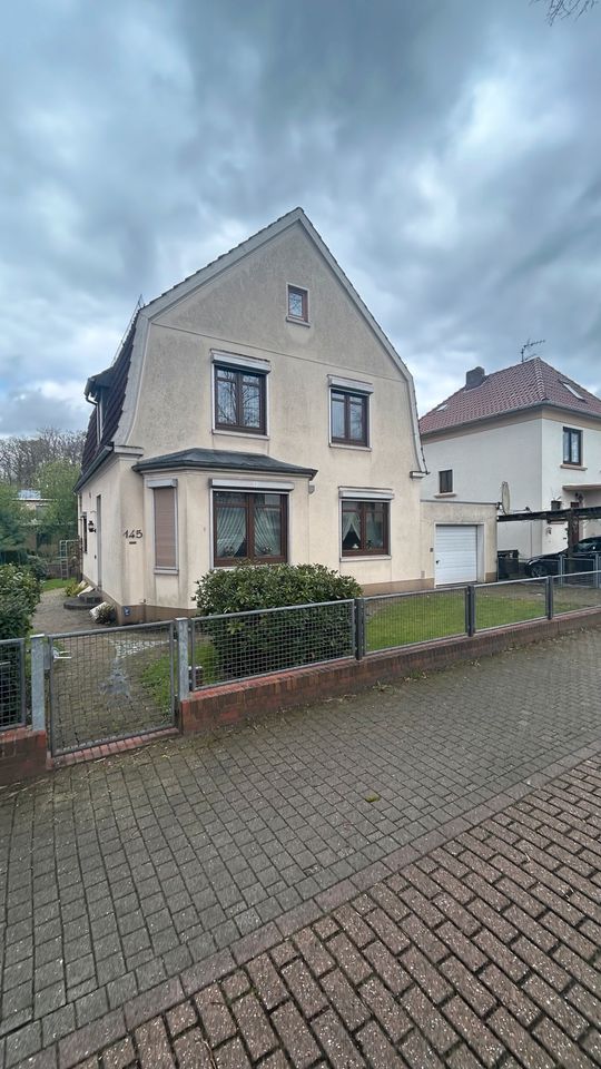 Freistehendes Einfamilienhaus in bevorzugter Lage in Schönebeck in Bremen