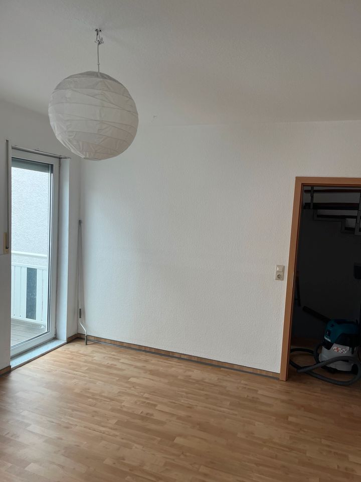 Schöne 5-Zimmer Doppelhaushälfte im Herzen Pfungstadts PV Anlage in Pfungstadt