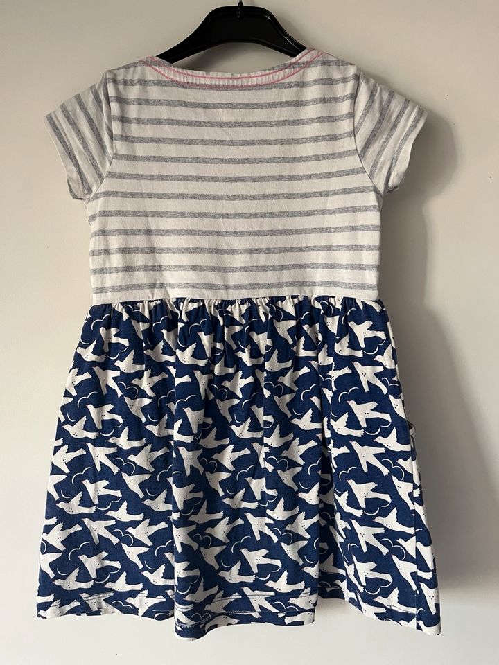 Mini Boden Kleid 4-5 Jahre in Dettelbach