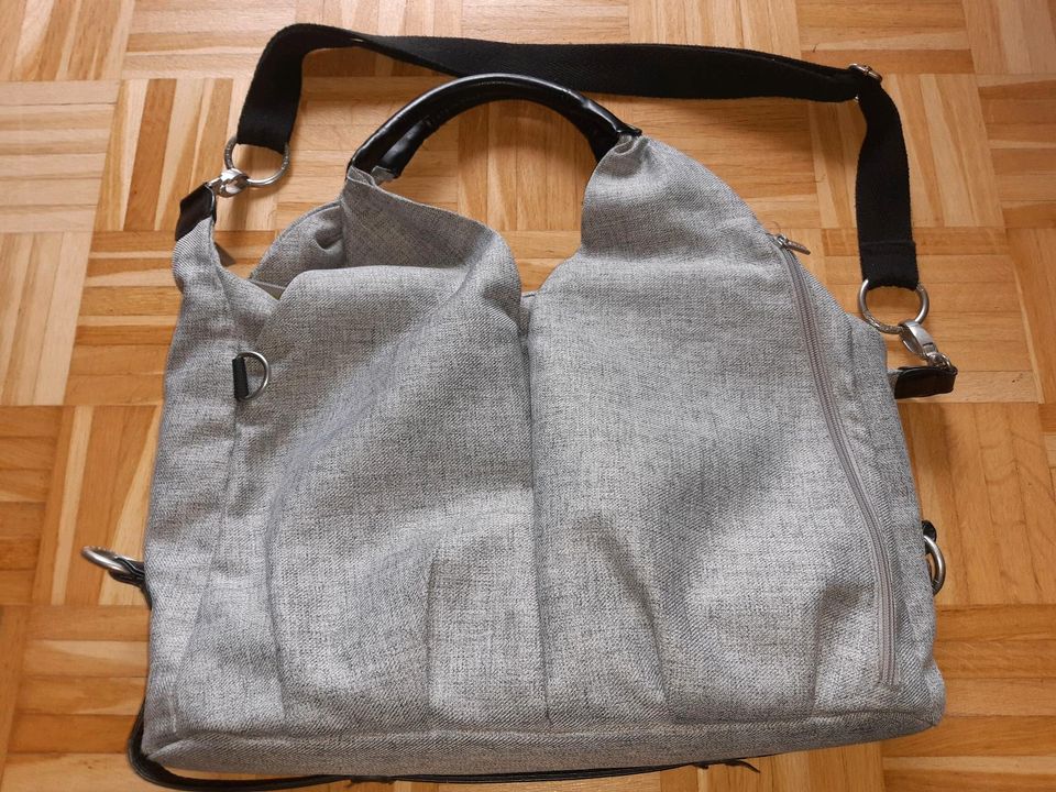 Lässig Wickeltasche Kinderwagentasche Neckline grau in München