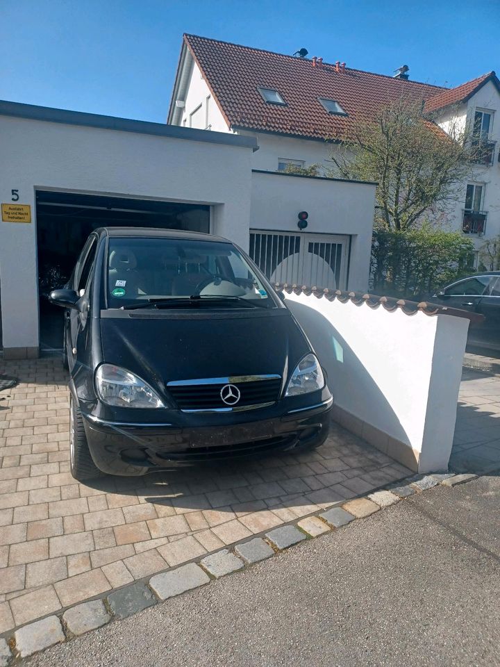 Mercedes A Klasse  190  lang elegance  KEIN NOTVERKAUF in Taufkirchen