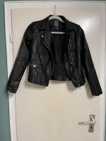 Schwarze Kunstlederjacke Köln - Chorweiler Vorschau