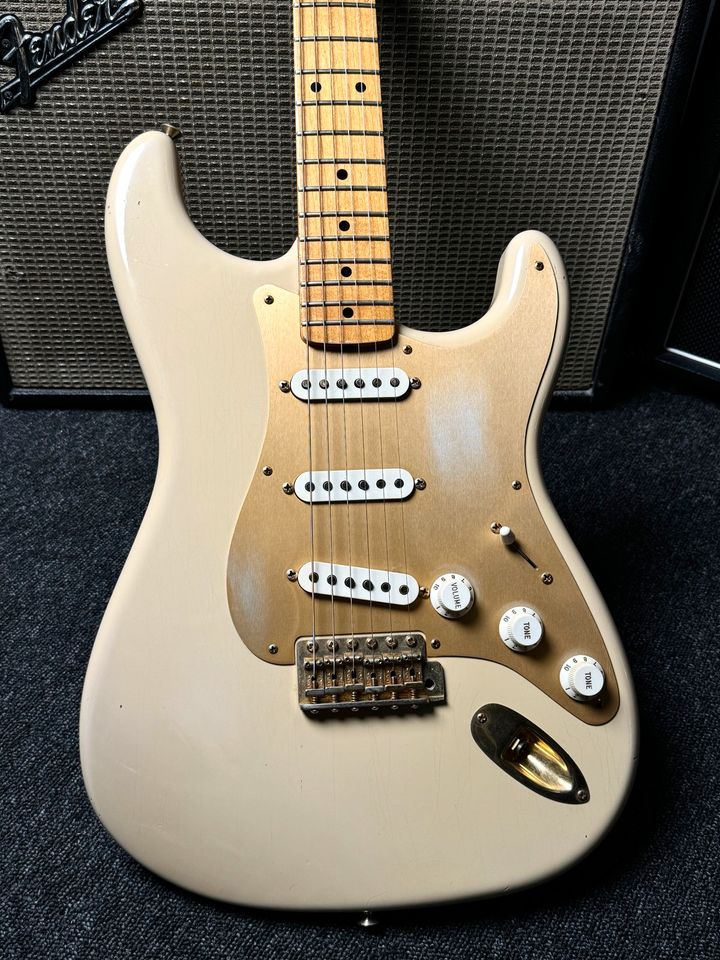 2005 Fender ´56 Strat LTD Relic NAMM Aged White Blonde in Kiefersfelden