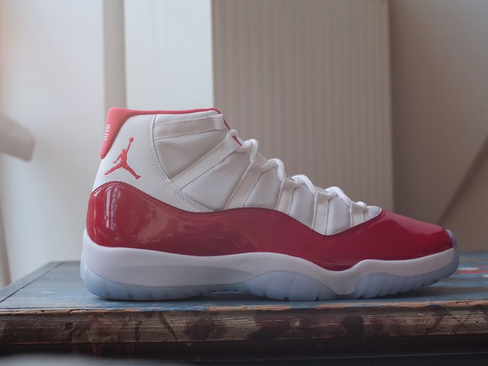 Nike Air Jordan 11 - Cherry EU 47 US 12,5 Sonderangebot in Berlin