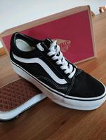 VANS Sneaker Sport-Schuhe schwarz weiß Größe 37 Hessen - Offenbach Vorschau